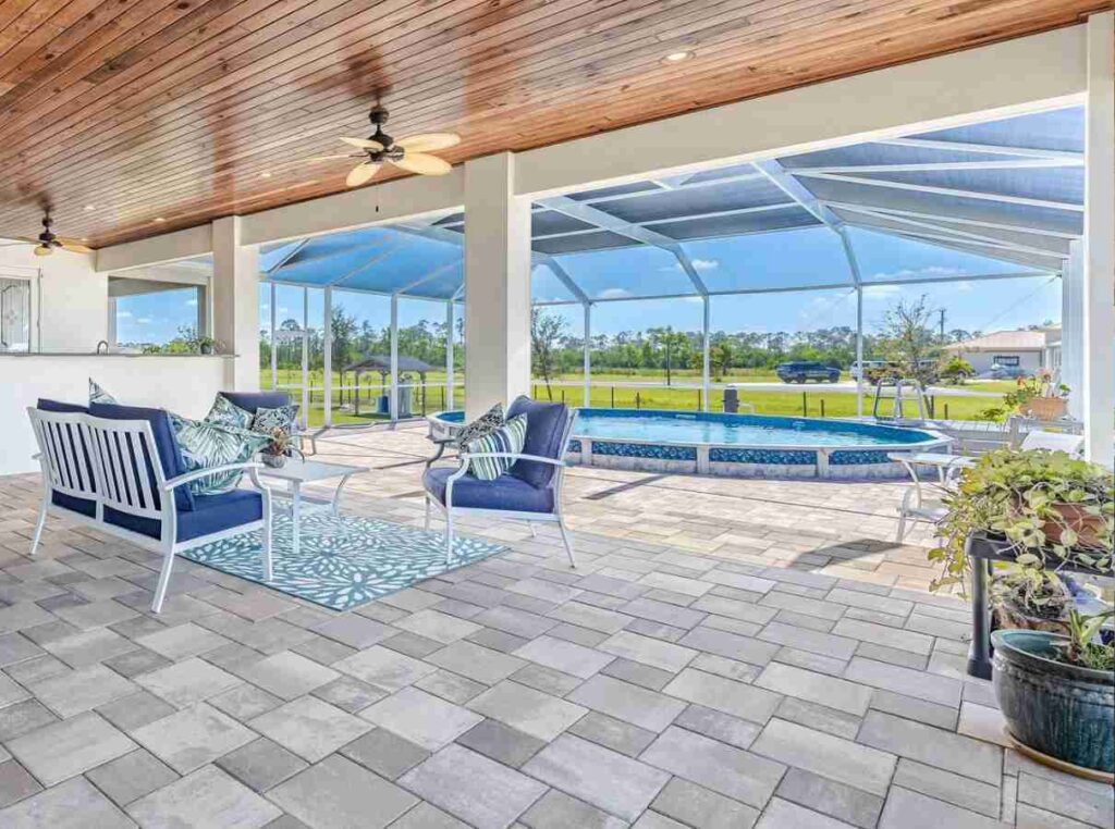 SW FL pool homes