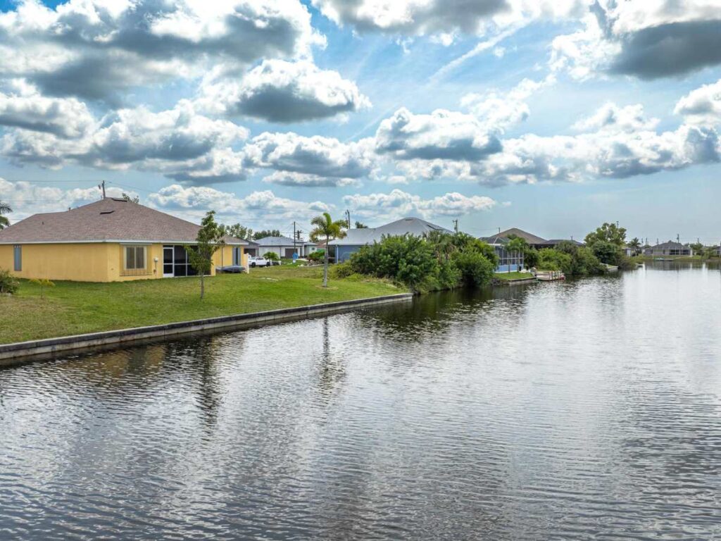 cape coral waterfront